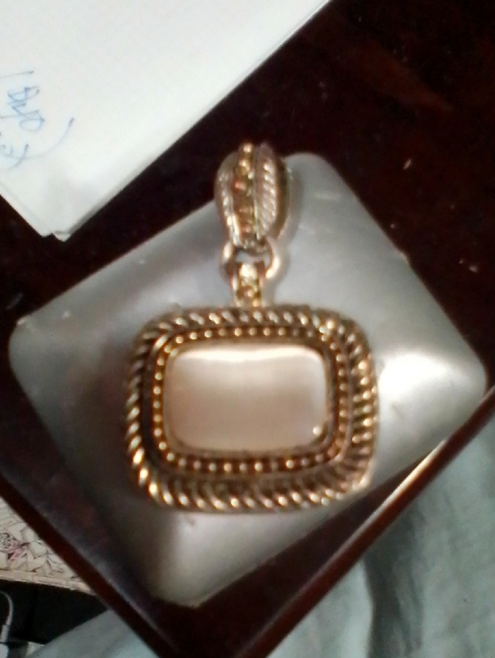 Silver Toned Pendant